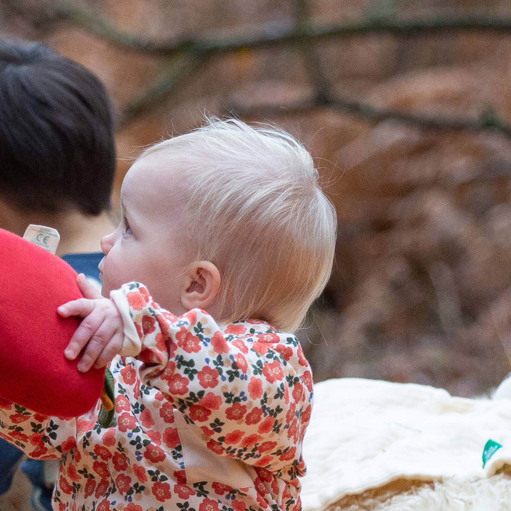 Petals Organic T-Shirt & Jogger Playset