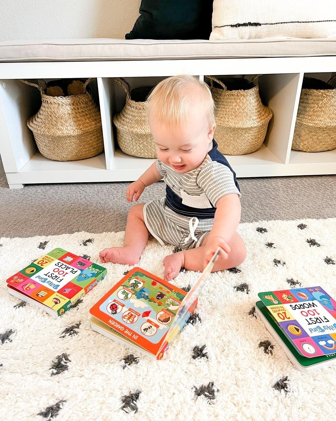 First 100 Words | Ditty Bird Book-Award Family Choice USB-C