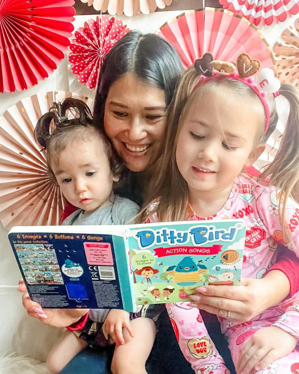 Ditty Bird Sound Book  Motor Skills: Action songs USB-C
