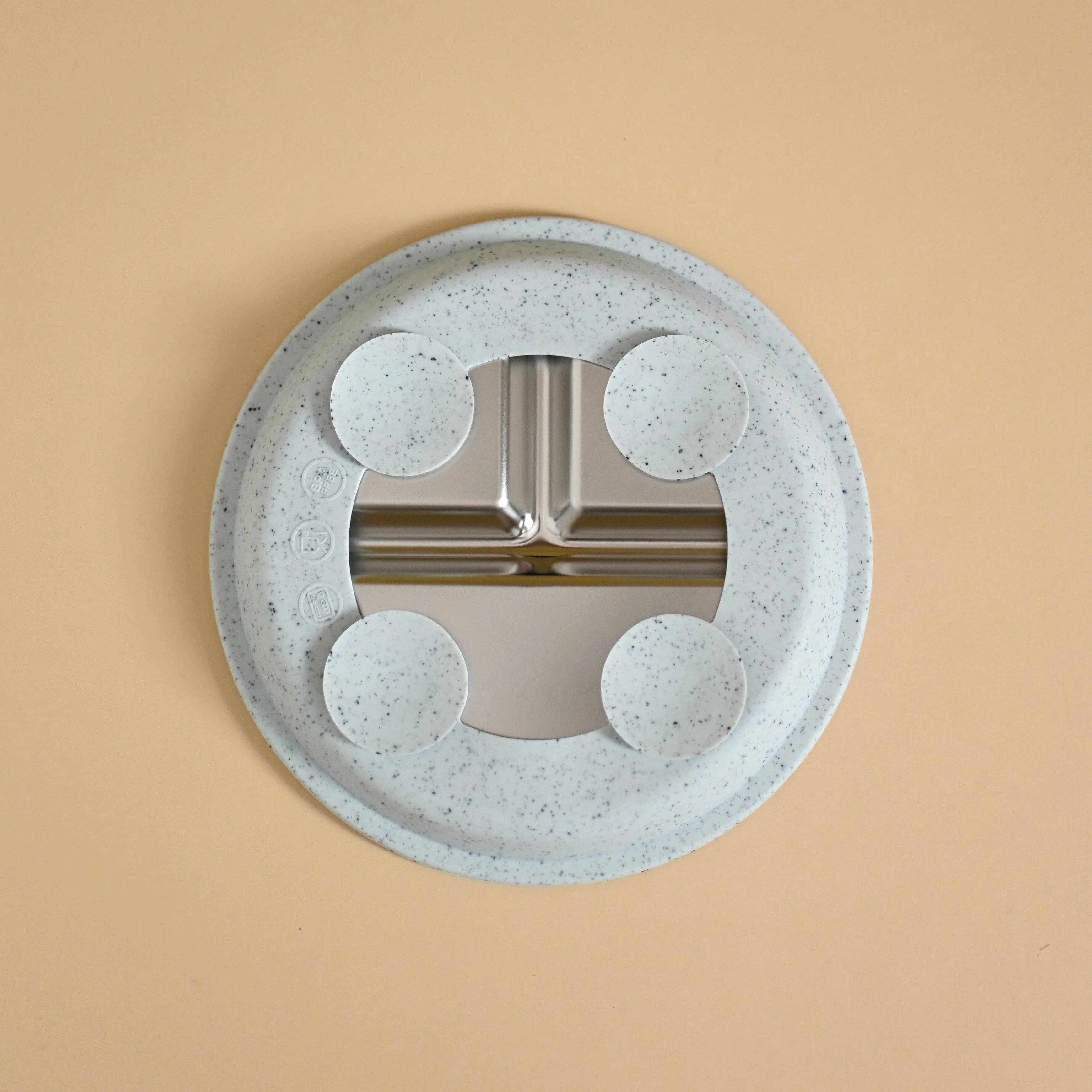 Stainless & silicone suction plate - Ice