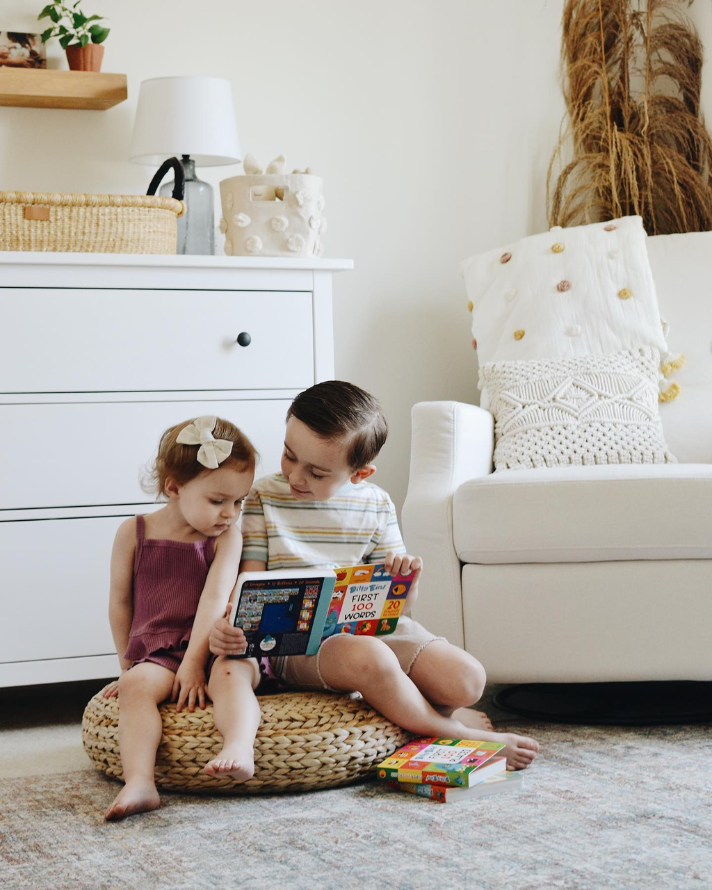 First 100 Words | Ditty Bird Book-Award Family Choice USB-C