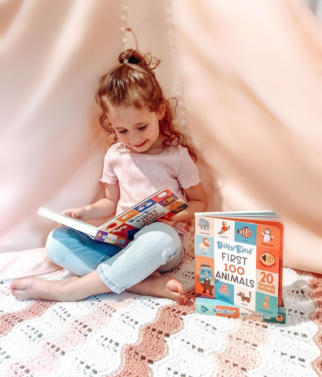 First 100 Words | Ditty Bird Book-Award Family Choice USB-C