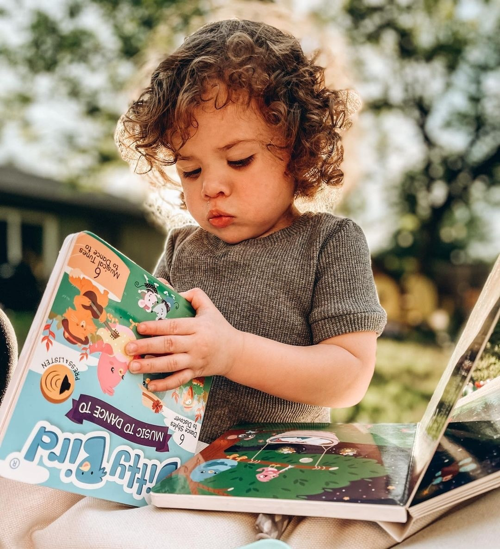 Ditty Bird Book Kids dance songs: Music To Dance To - USB-C