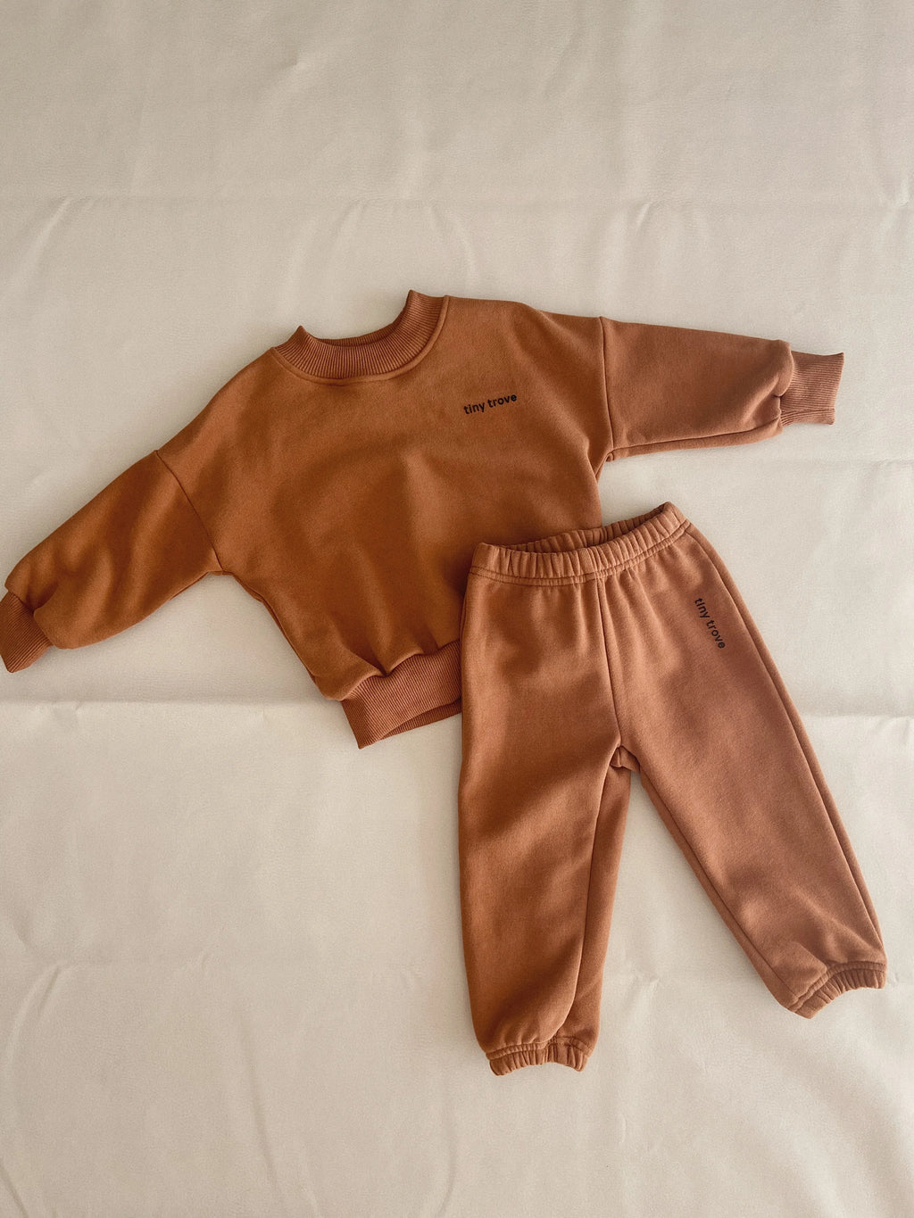Tiny Trove Woodie 3D Logo Tracksuit - Cinnamon
