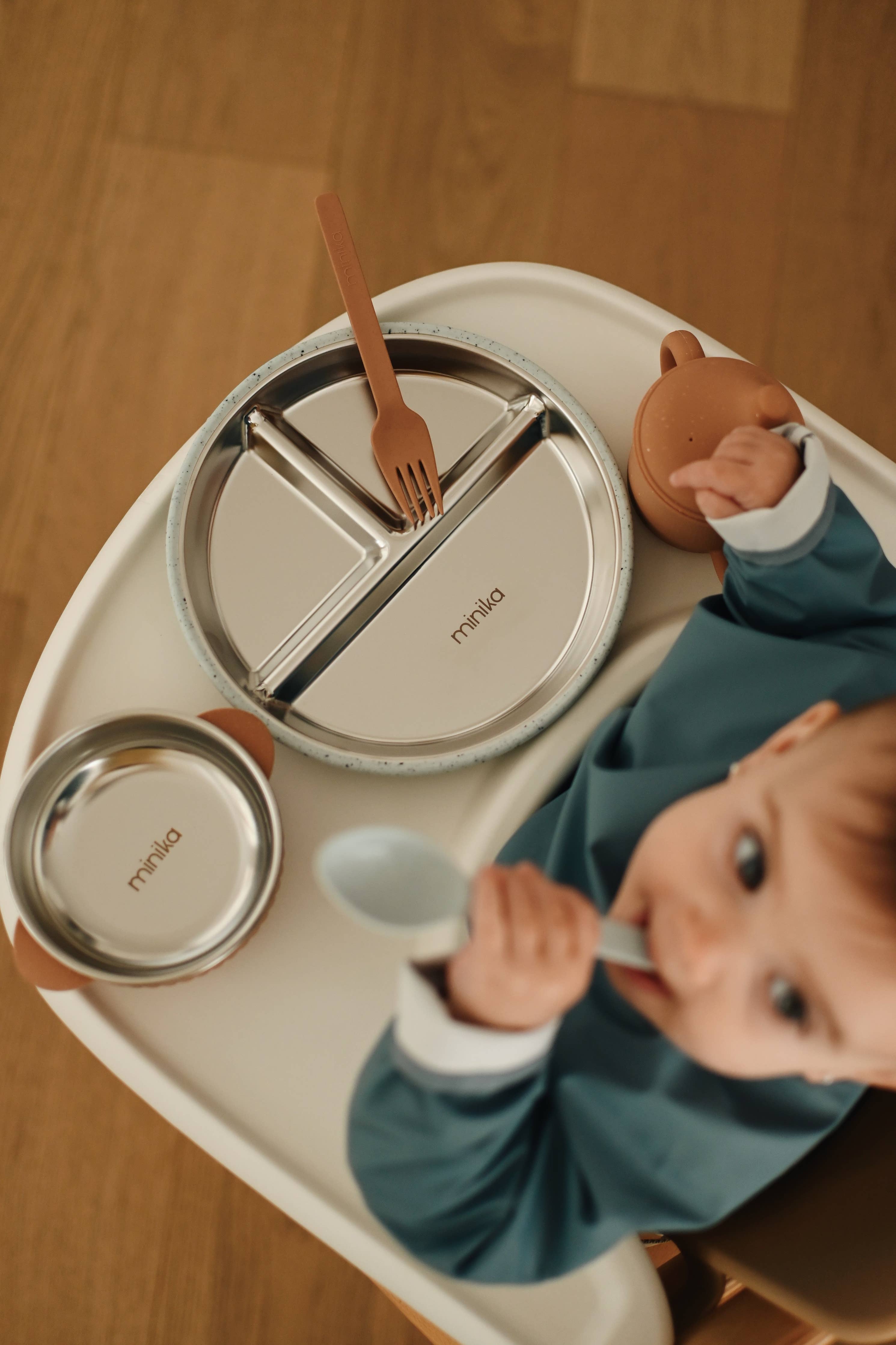 Stainless & silicone suction plate - Sage