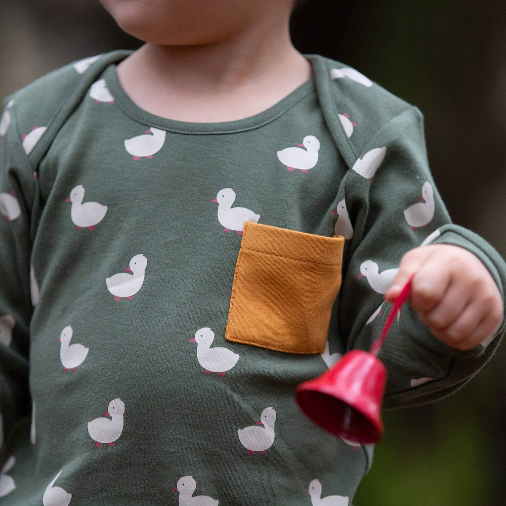 Olive Ducks Organic T-Shirt & Jogger Playset