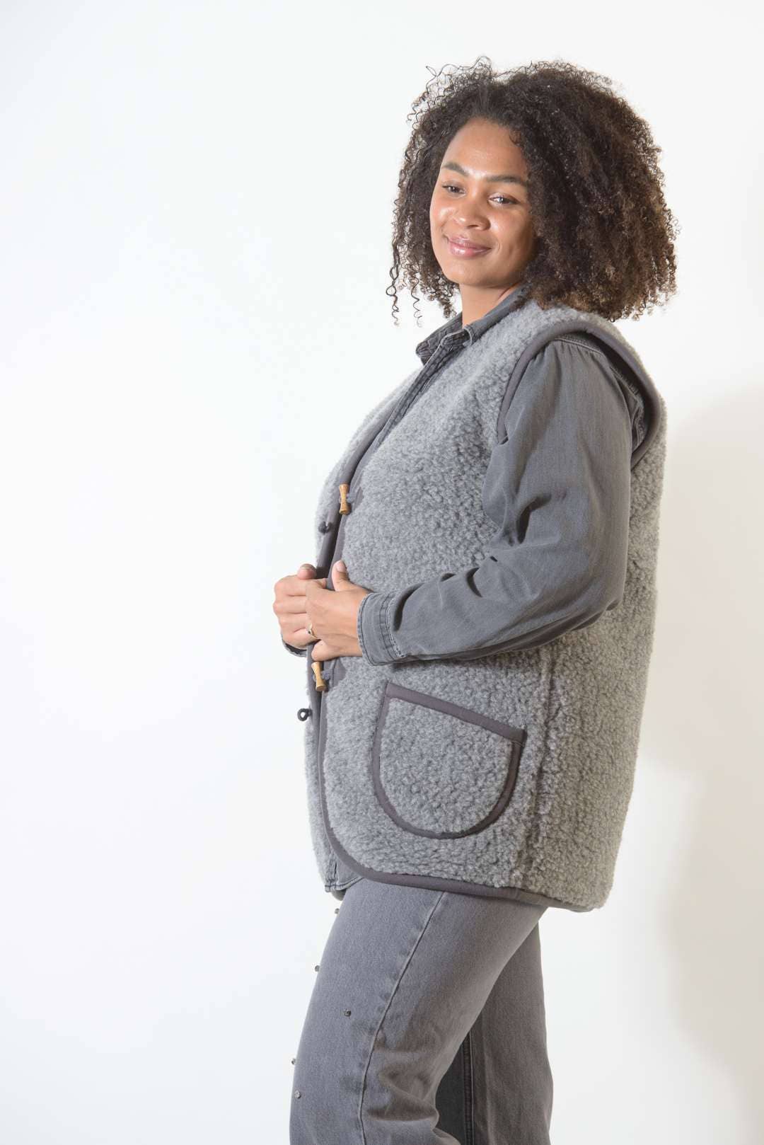 Wollen bodywarmer - Black Tea