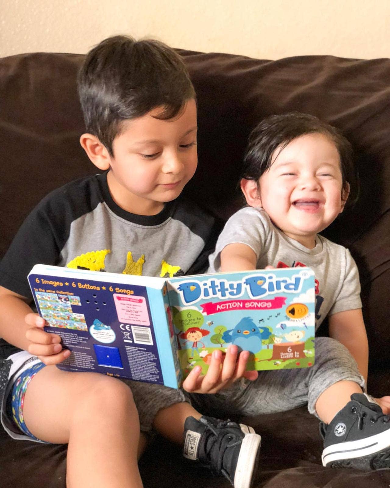 Ditty Bird Sound Book  Motor Skills: Action songs USB-C